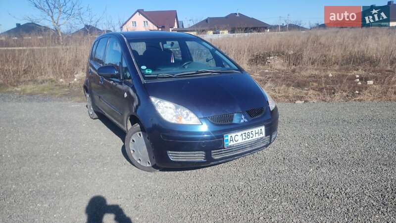 Хэтчбек Mitsubishi Colt 2006 в 