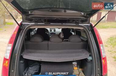 Хэтчбек Mitsubishi Colt 2007 в 
