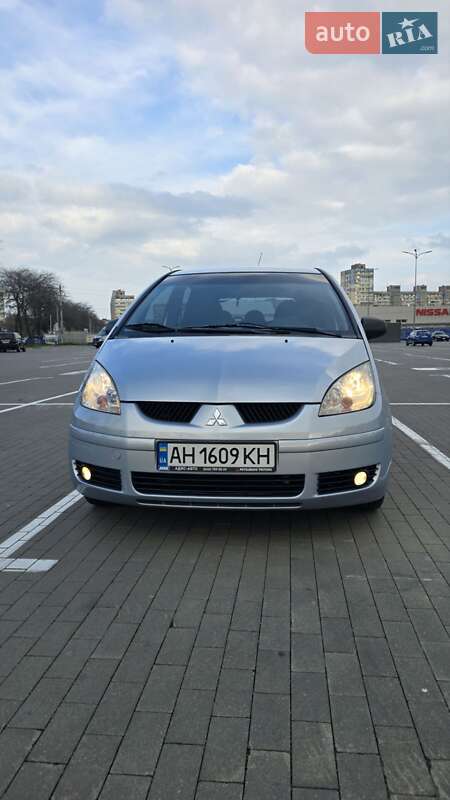 Хэтчбек Mitsubishi Colt 2005 в Одессе