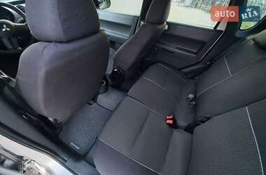 Хэтчбек Mitsubishi Colt 2005 в 