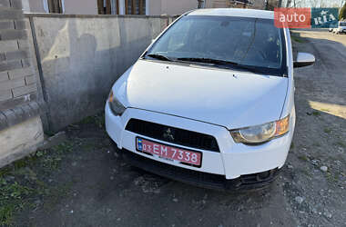 Хэтчбек Mitsubishi Colt 2009 в 