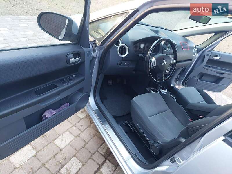 Хэтчбек Mitsubishi Colt 2011 в Чернигове