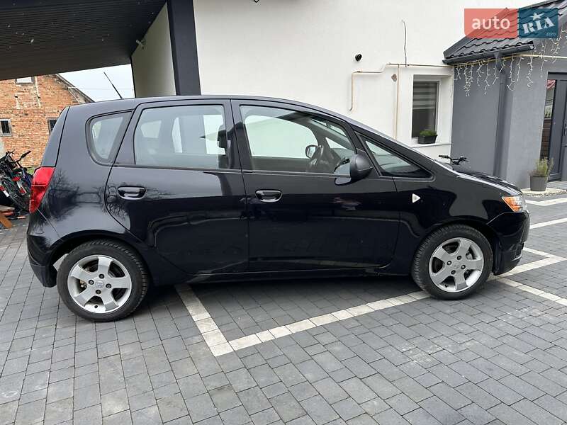 Хэтчбек Mitsubishi Colt 2012 в Черновцах