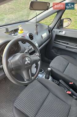 Хэтчбек Mitsubishi Colt 2008 в 