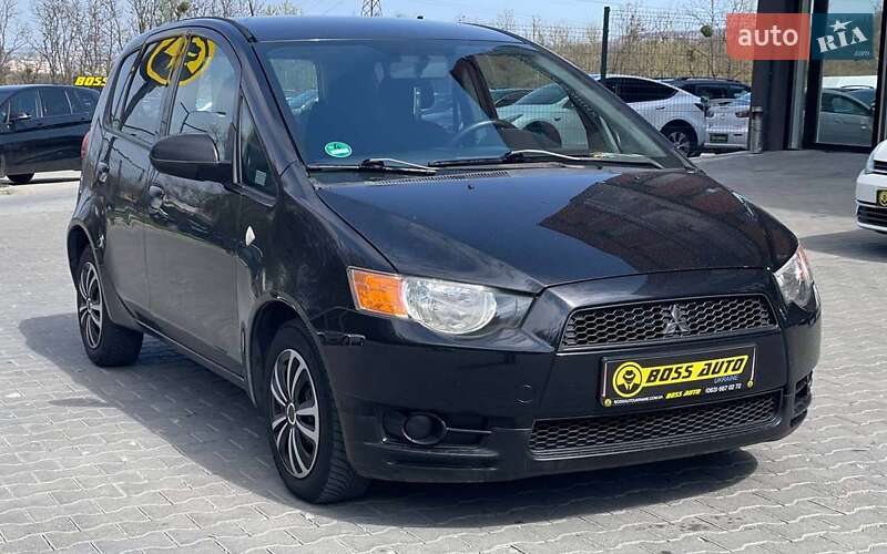 Хэтчбек Mitsubishi Colt 2009 в 