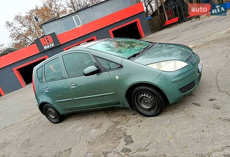Mitsubishi Colt 2005