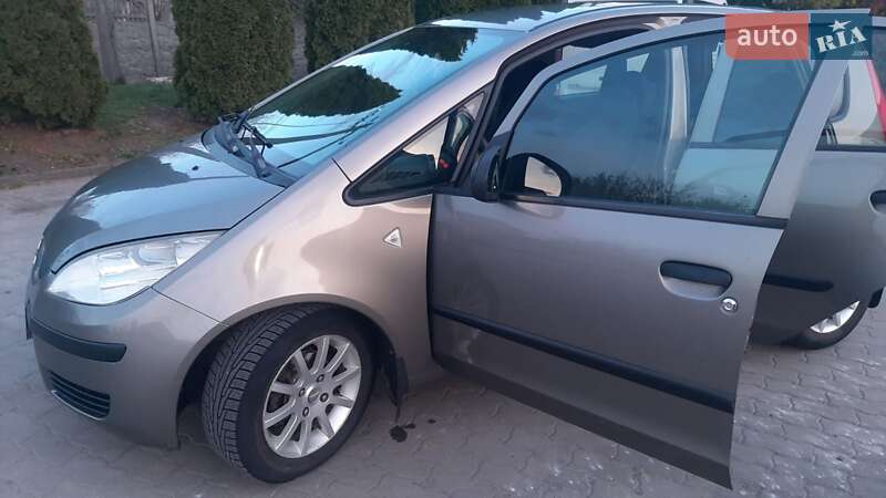 Хэтчбек Mitsubishi Colt 2008 в Городке фото 6 Хэтчбек Mitsubishi Colt 2008 в Городке