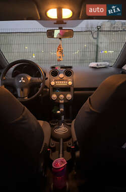 Хетчбек Mitsubishi Colt 2006 в 
