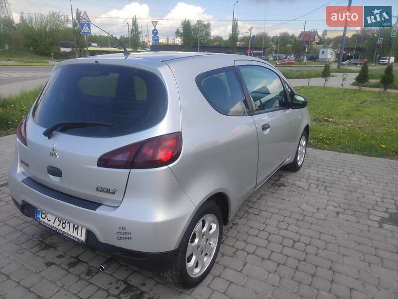 Хэтчбек Mitsubishi Colt 2009 в Львове
