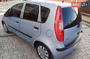 Хэтчбек Mitsubishi Colt 2004 в 