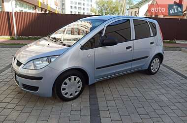 Хэтчбек Mitsubishi Colt 2004 в 