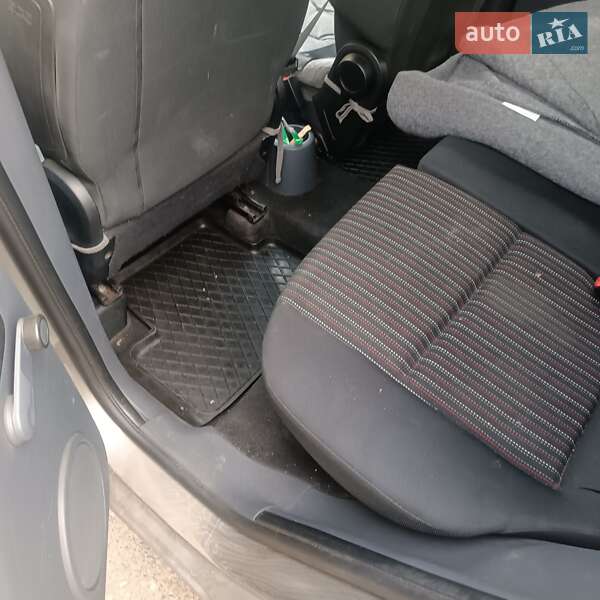 Хэтчбек Mitsubishi Colt 2007 в Черноморске