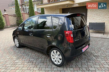 Хэтчбек Mitsubishi Colt 2010 в 