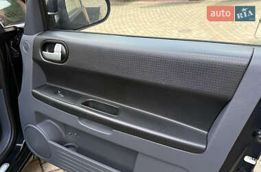 Хэтчбек Mitsubishi Colt 2010 в 