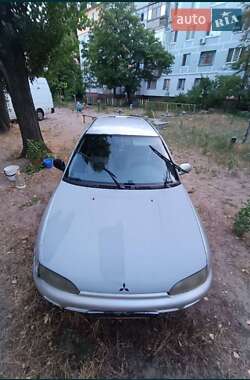 Хэтчбек Mitsubishi Colt 1993 в 