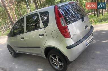 Хэтчбек Mitsubishi Colt 2006 в 