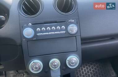 Хэтчбек Mitsubishi Colt 2006 в 