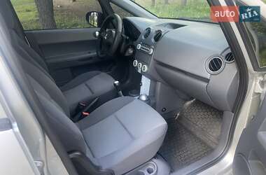 Хэтчбек Mitsubishi Colt 2006 в 