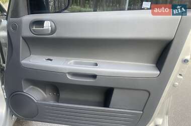 Хэтчбек Mitsubishi Colt 2006 в 
