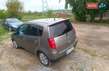 Хэтчбек Mitsubishi Colt 2011 в 
