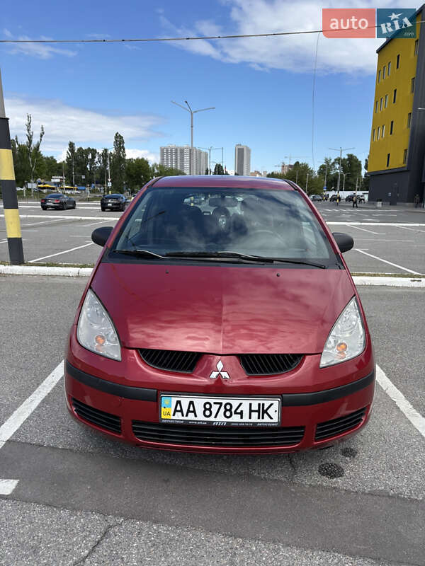 Хэтчбек Mitsubishi Colt 2008 в Киеве