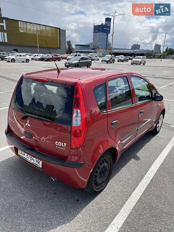 Хэтчбек Mitsubishi Colt 2008 в Киеве