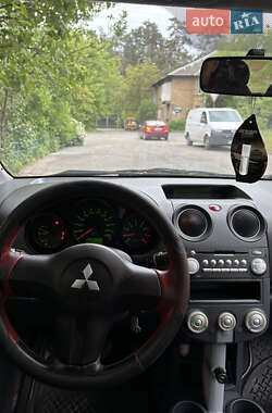 Хэтчбек Mitsubishi Colt 2008 в 