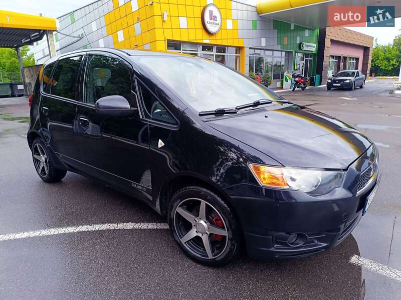 Хэтчбек Mitsubishi Colt 2011 в Киеве