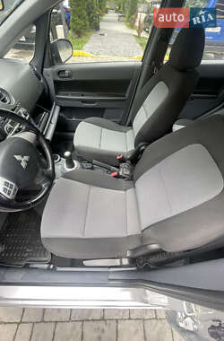 Хэтчбек Mitsubishi Colt 2010 в 