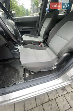 Хэтчбек Mitsubishi Colt 2010 в 