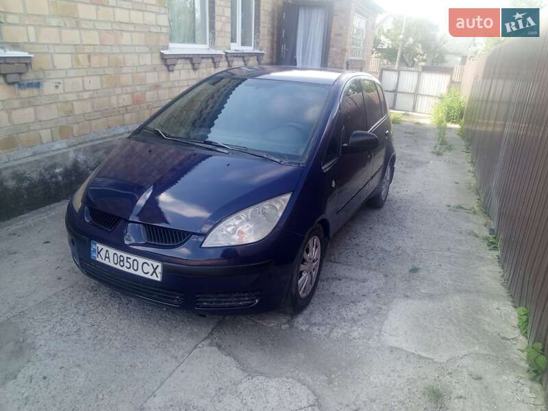 Хетчбек Mitsubishi Colt 2007 в 
