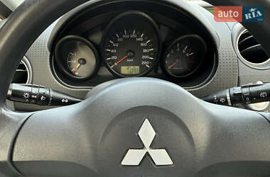 Хэтчбек Mitsubishi Colt 2008 в 