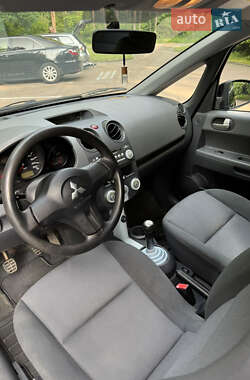 Хетчбек Mitsubishi Colt 2006 в 