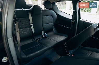 Хетчбек Mitsubishi Colt 2005 в 