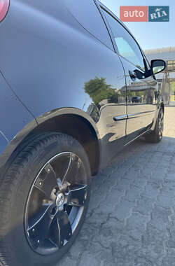 Хэтчбек Mitsubishi Colt 2008 в 