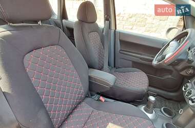 Хэтчбек Mitsubishi Colt 2012 в 