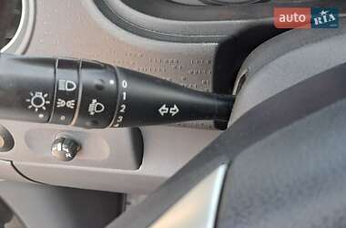 Хэтчбек Mitsubishi Colt 2012 в 