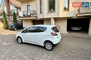 Хэтчбек Mitsubishi Colt 2010 в 