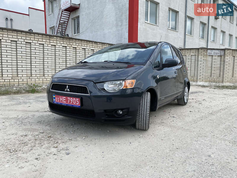 Хэтчбек Mitsubishi Colt 2011 в 
