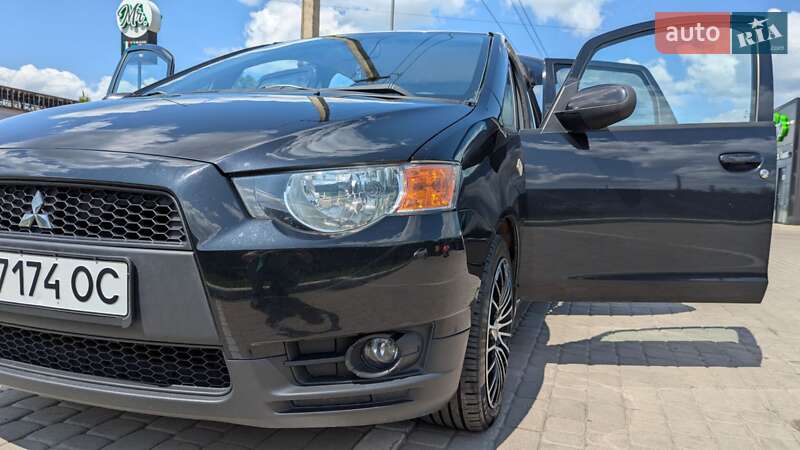 Хэтчбек Mitsubishi Colt 2010 в Шептицькому