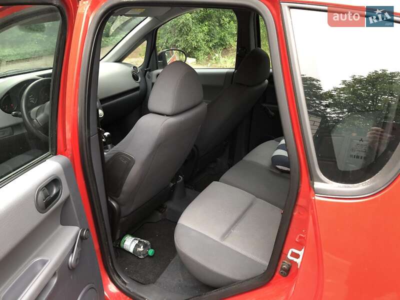 Хэтчбек Mitsubishi Colt 2005 в Харькове