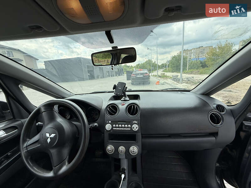 Хетчбек Mitsubishi Colt 2007 в Львові