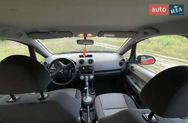 Хэтчбек Mitsubishi Colt 2006 в 