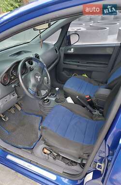 Хэтчбек Mitsubishi Colt 2006 в 