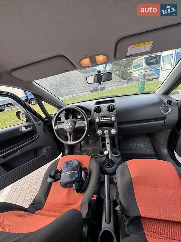 Хэтчбек Mitsubishi Colt 2008 в Киеве