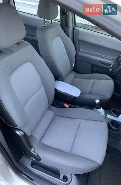 Хэтчбек Mitsubishi Colt 2007 в 
