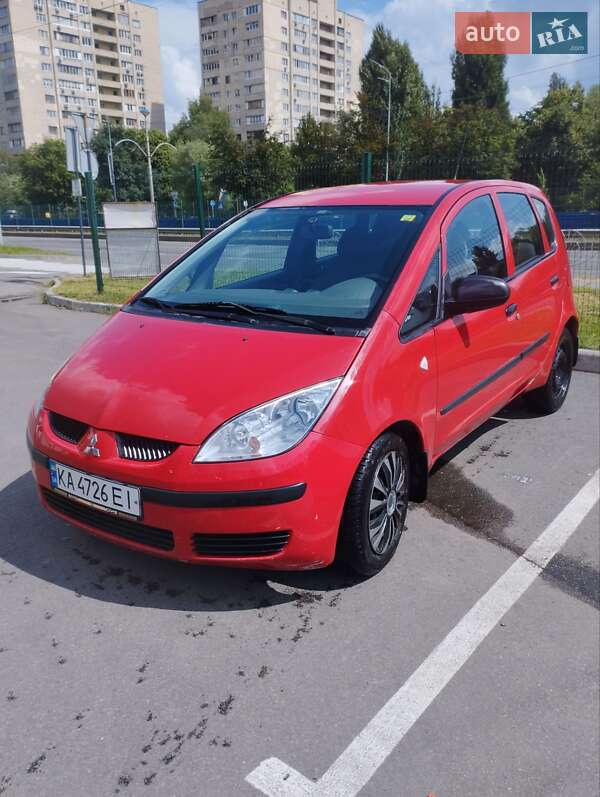 Хэтчбек Mitsubishi Colt 2007 в Киеве