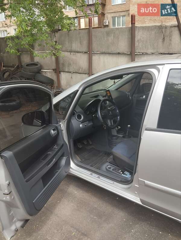 Хэтчбек Mitsubishi Colt 2006 в Киеве фото 14 Хэтчбек Mitsubishi Colt 2006 в Киеве