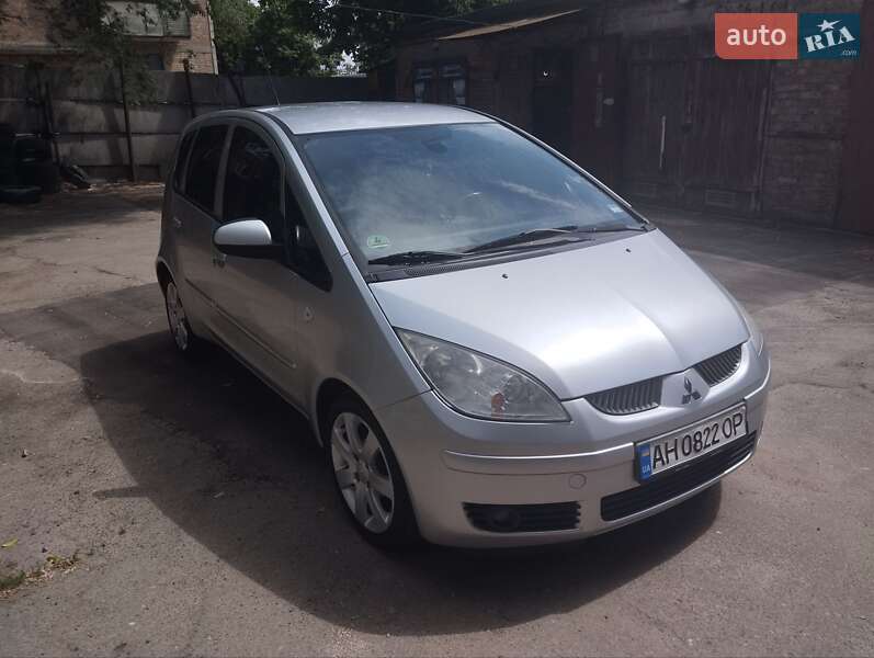 Хэтчбек Mitsubishi Colt 2006 в Киеве фото 20 Хэтчбек Mitsubishi Colt 2006 в Киеве