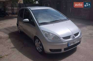 Хэтчбек Mitsubishi Colt 2006 в 